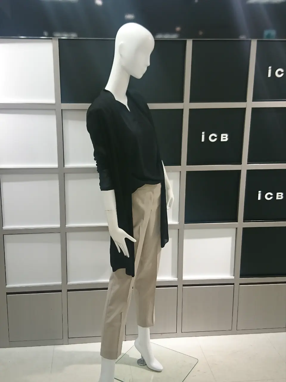 ICB スタッフ コーディネート画像