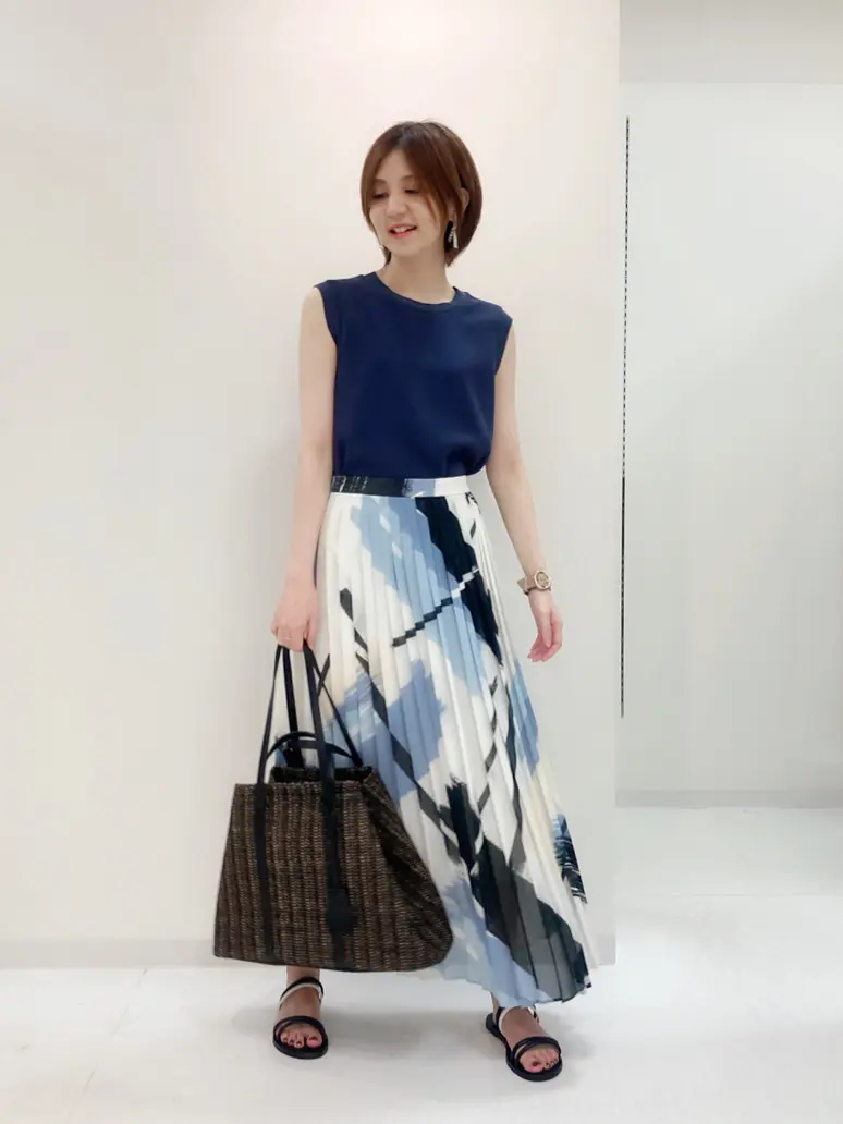  Nagira コーディネート画像