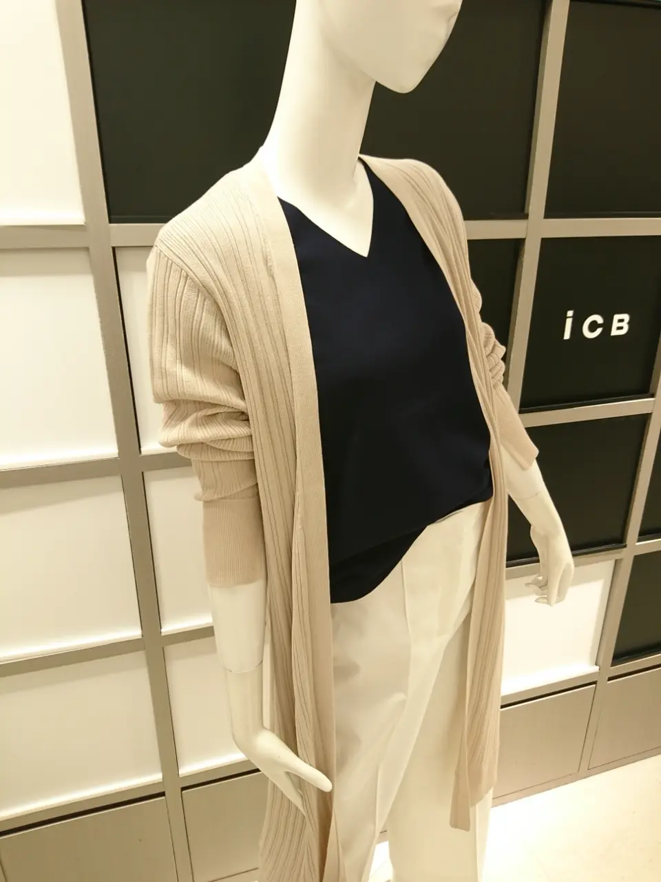 ICB スタッフ コーディネート画像