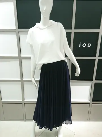 ICB スタッフ コーディネート画像