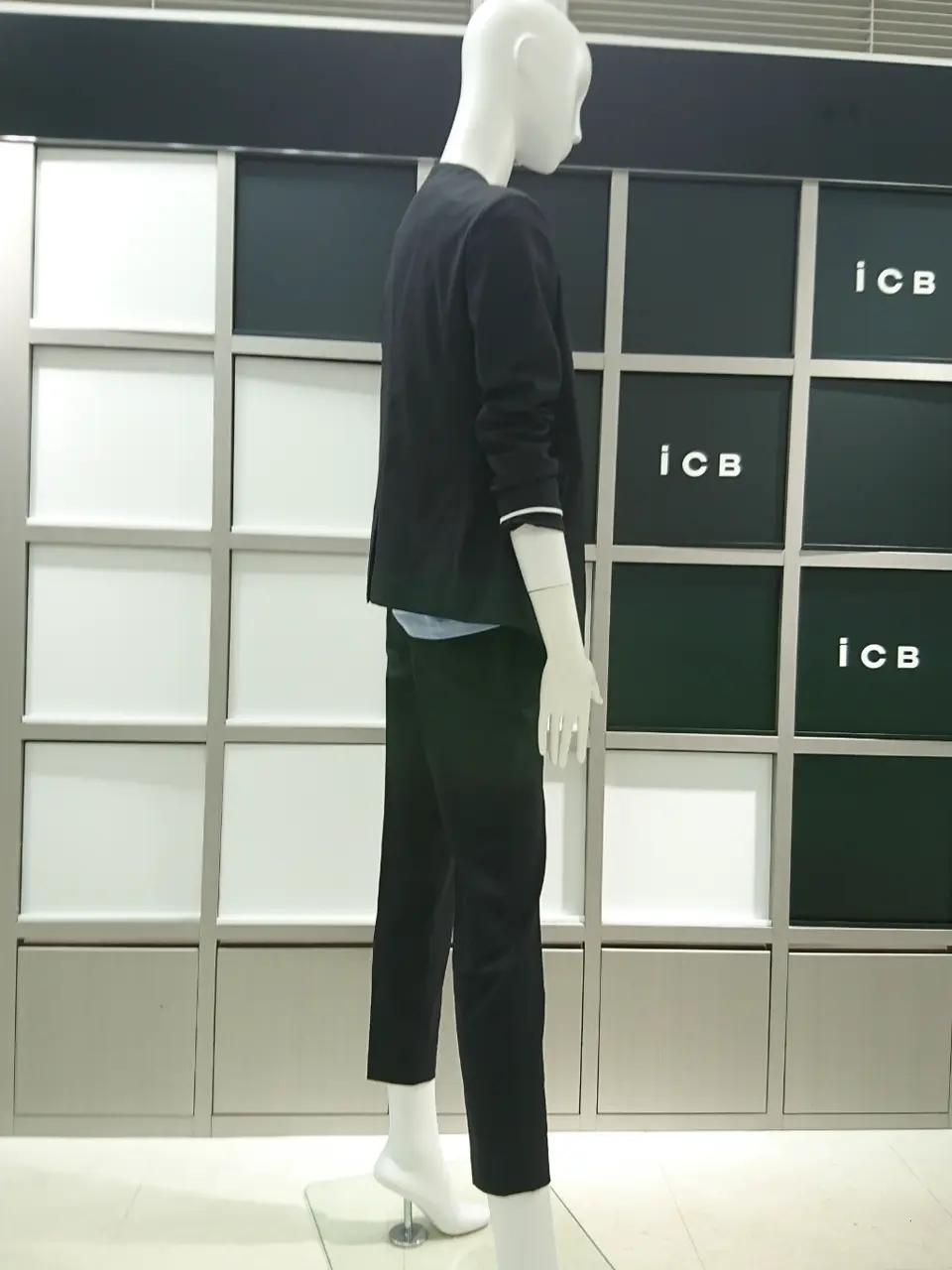 ICB スタッフ コーディネート画像