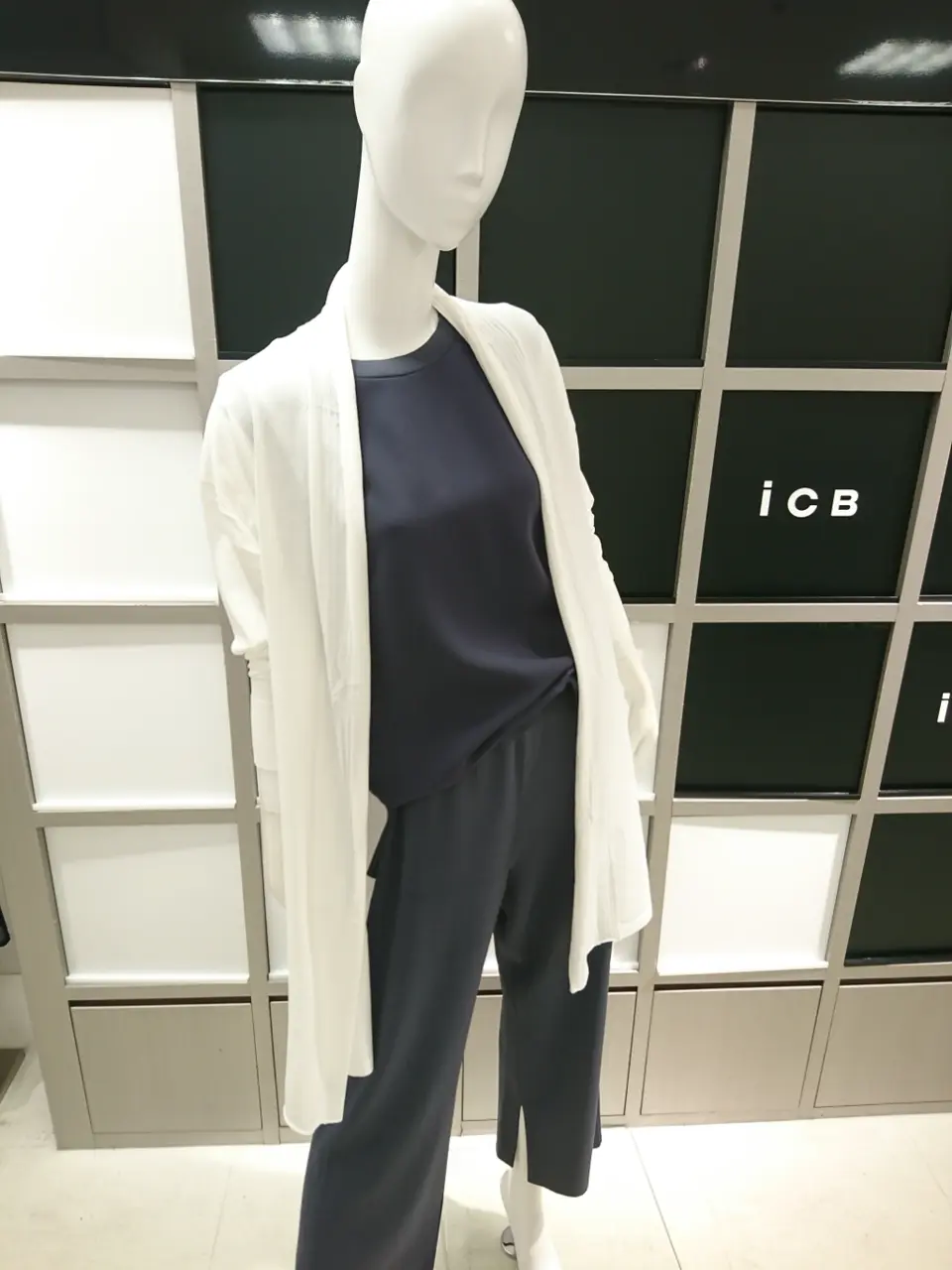 ICB スタッフ コーディネート画像