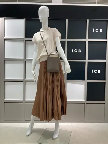 ICB スタッフ コーディネート画像