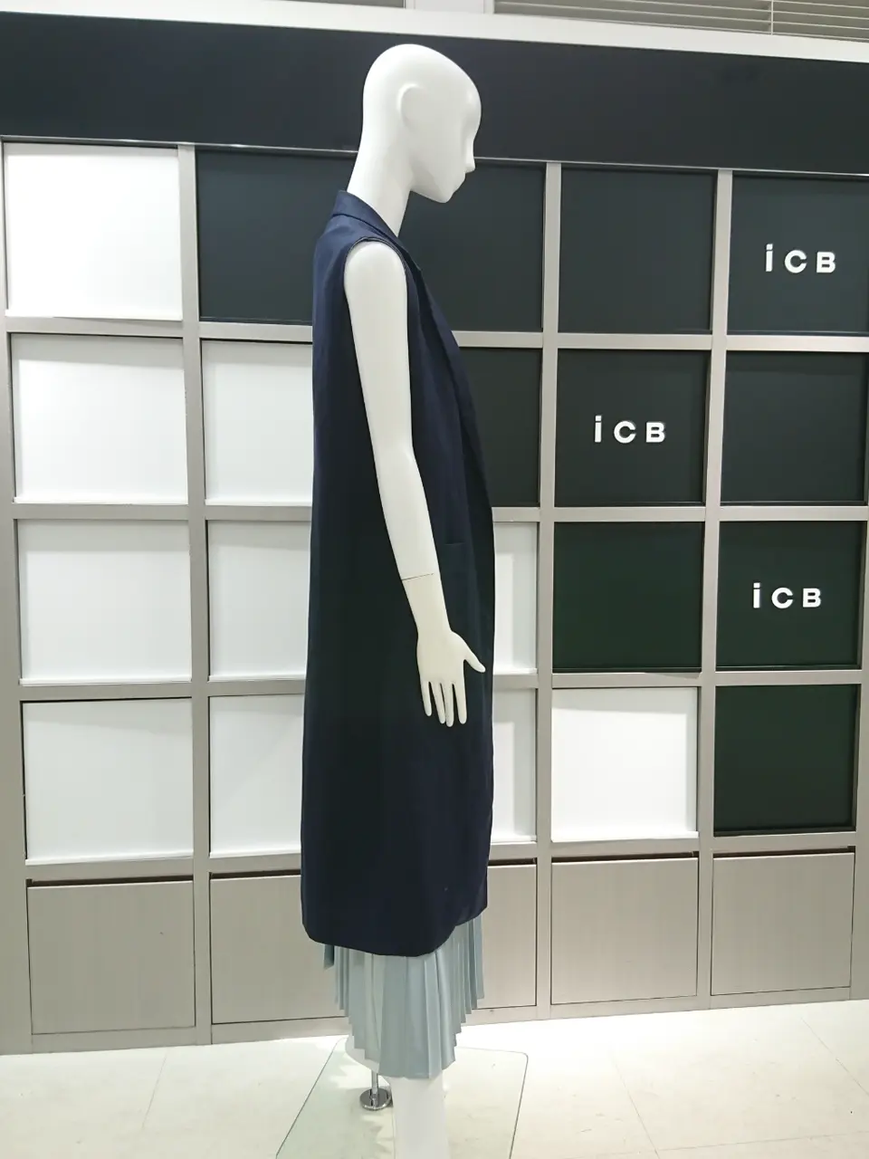 ICB スタッフ コーディネート画像