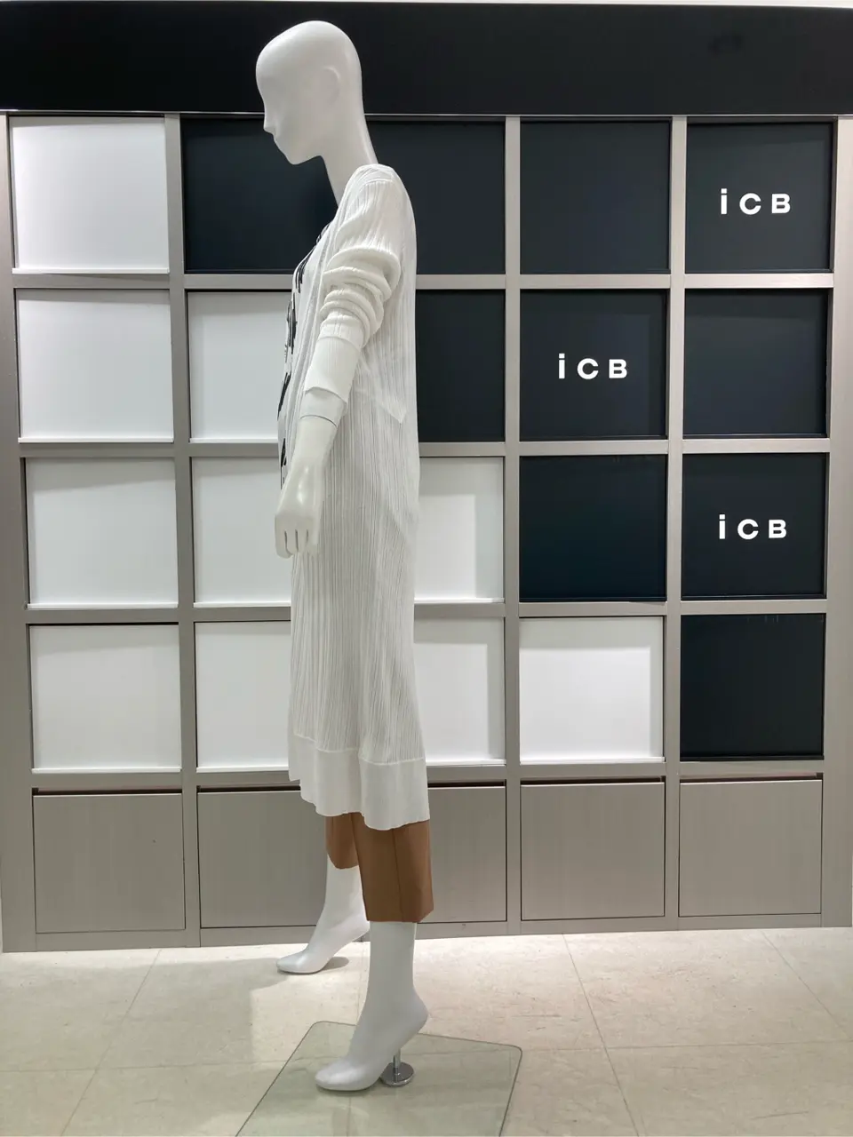 ICB スタッフ コーディネート画像