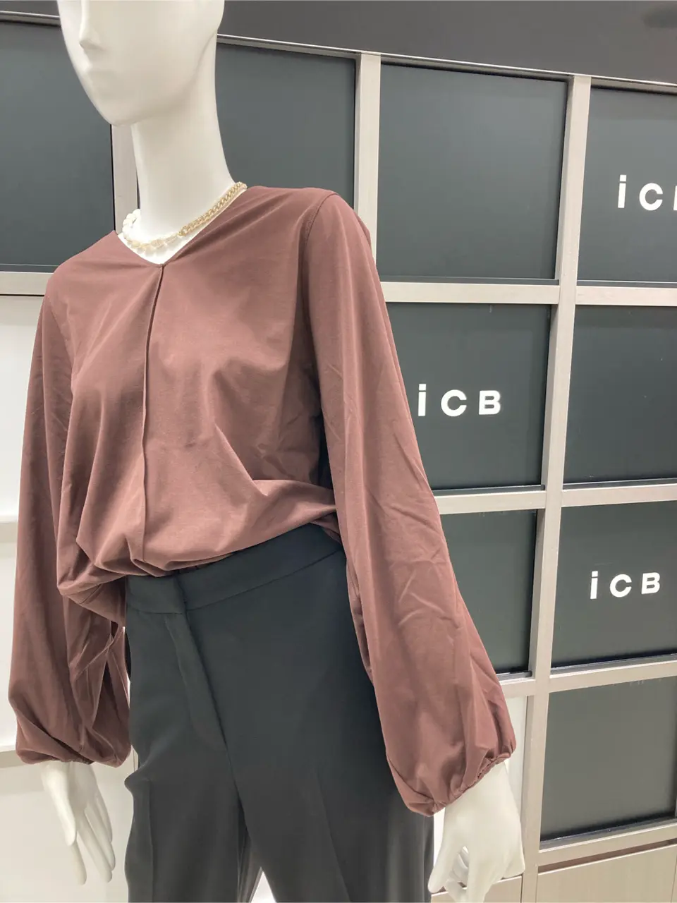 ICB スタッフ コーディネート画像