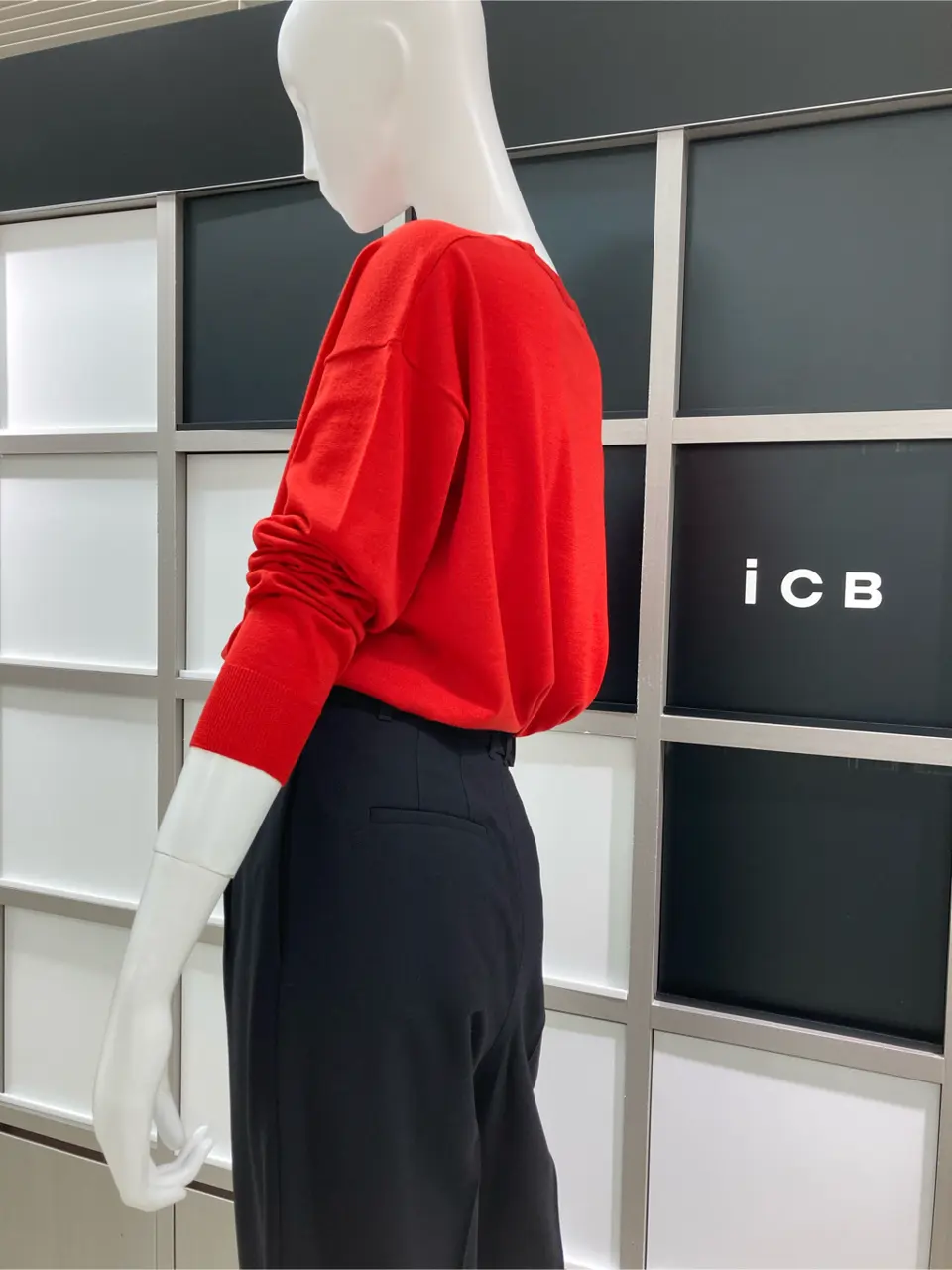 ICB スタッフ コーディネート画像