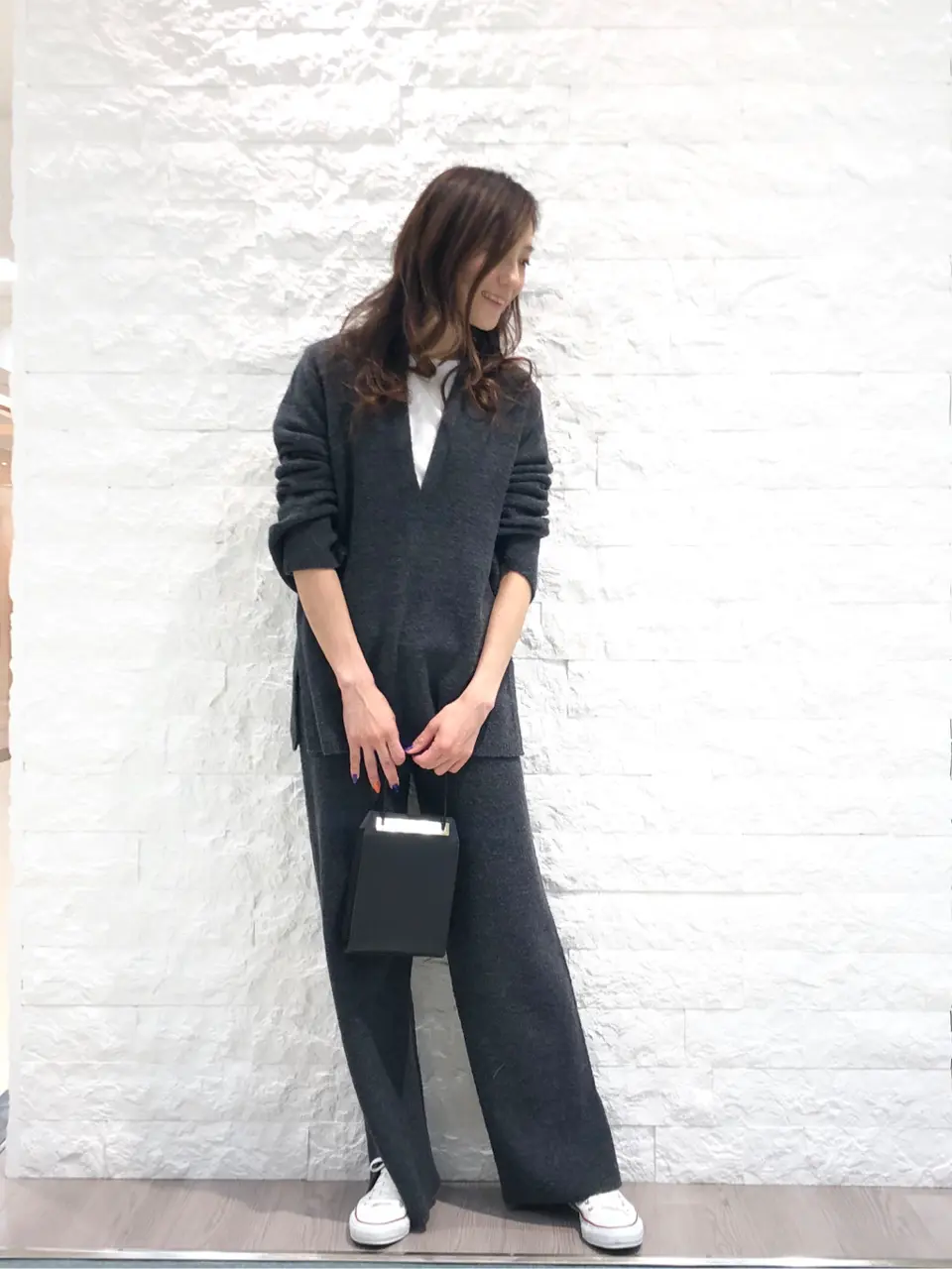  Ashu コーディネート画像