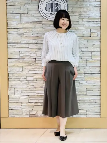 J.PRESS LADIES 内田 コーディネート画像