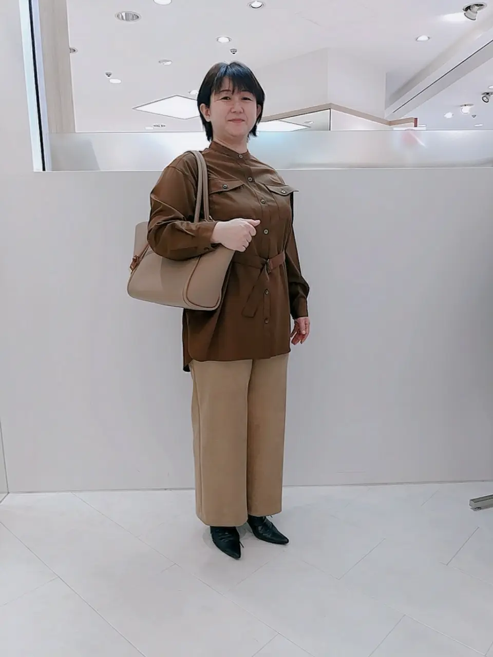  影 コーディネート画像