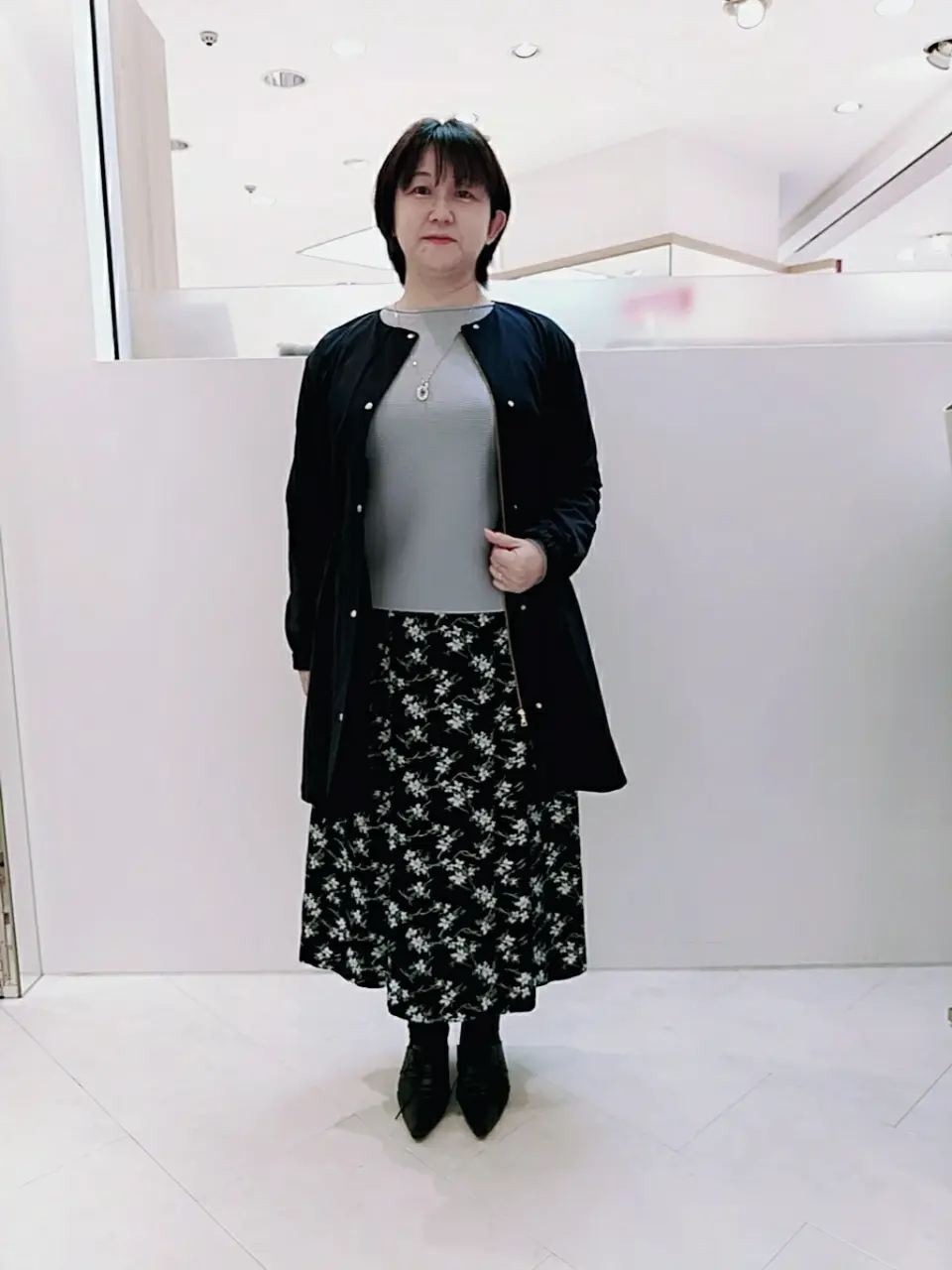  影 コーディネート画像