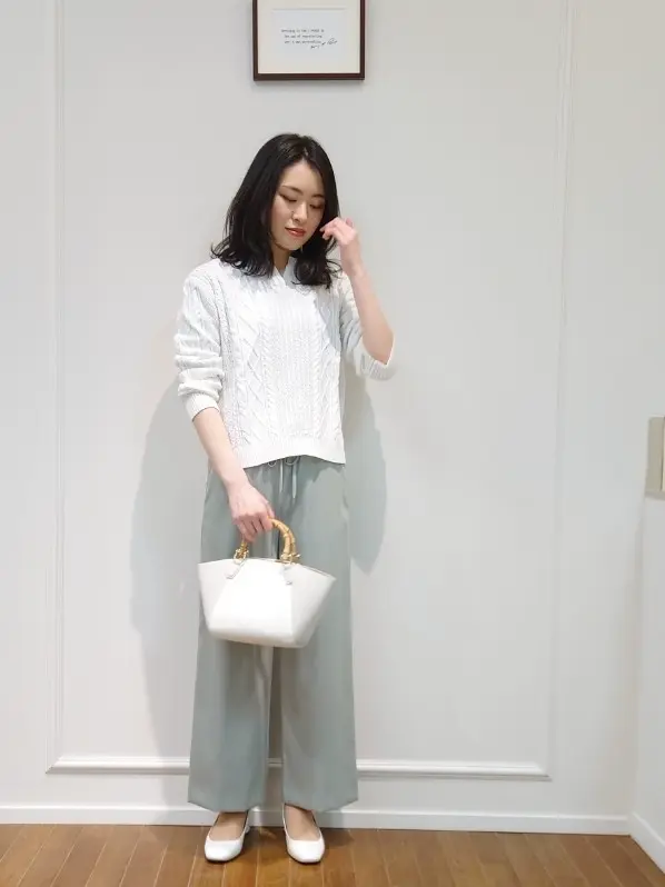  最上 コーディネート画像