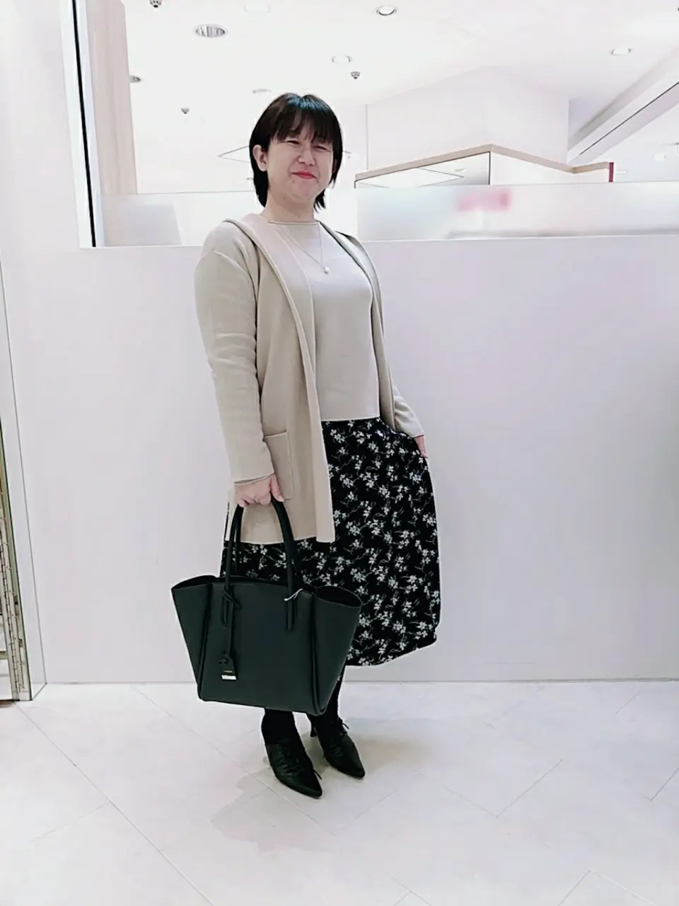  影 コーディネート画像