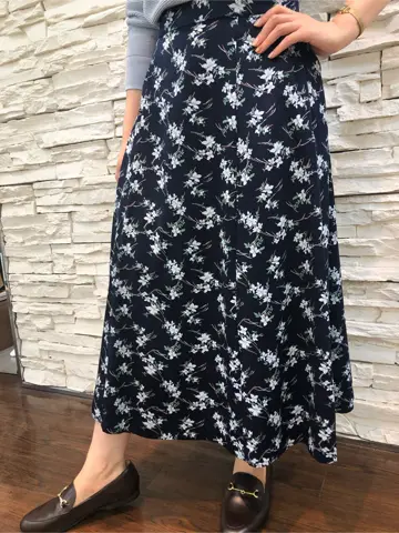 J.PRESS LADIES 金子 コーディネート画像