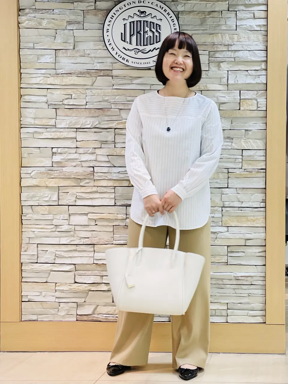 J.PRESS LADIES 内田 コーディネート画像