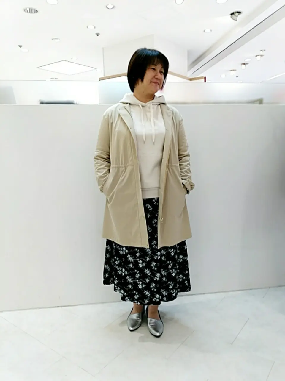  影 コーディネート画像