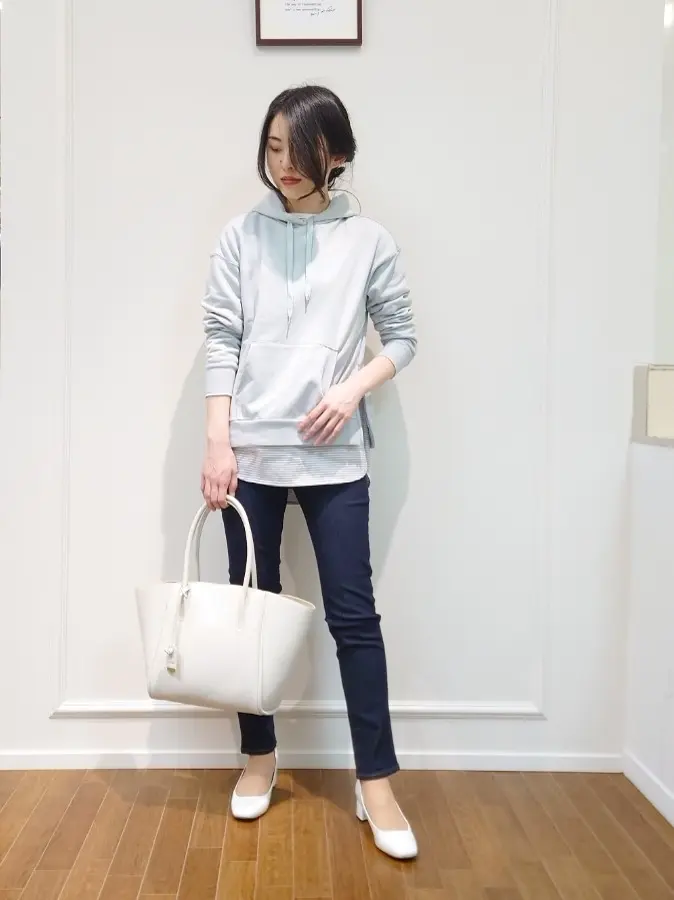  最上 コーディネート画像