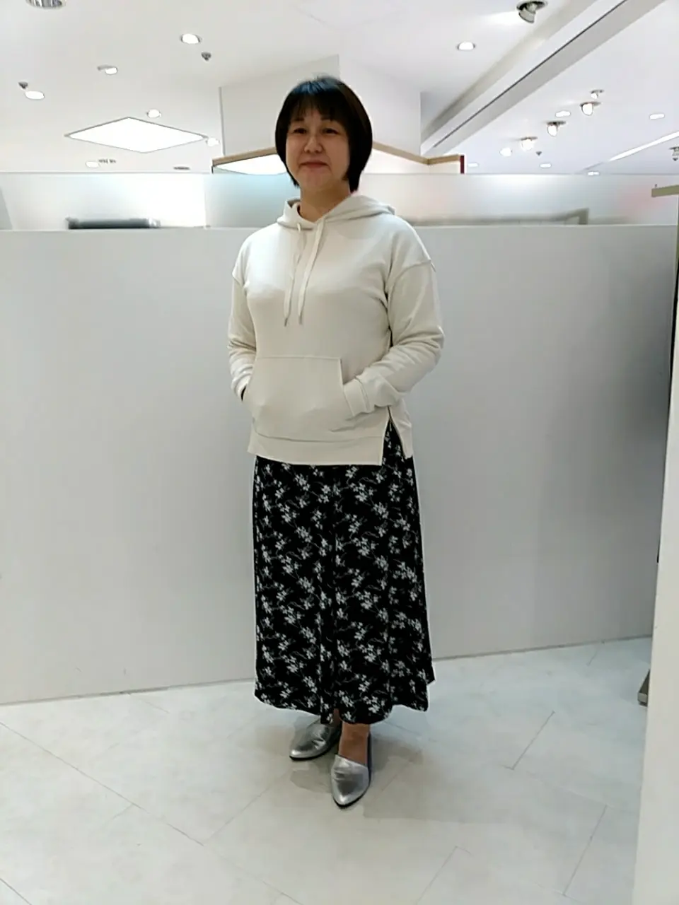  影 コーディネート画像