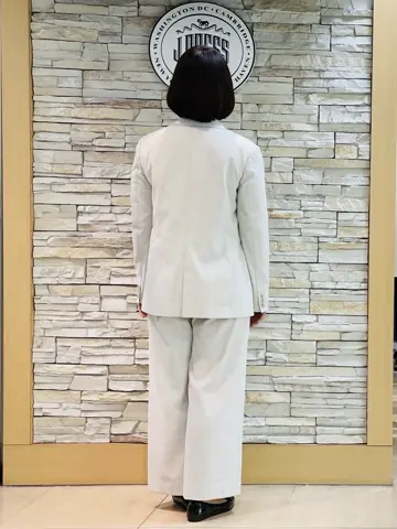 J.PRESS LADIES 内田 コーディネート画像