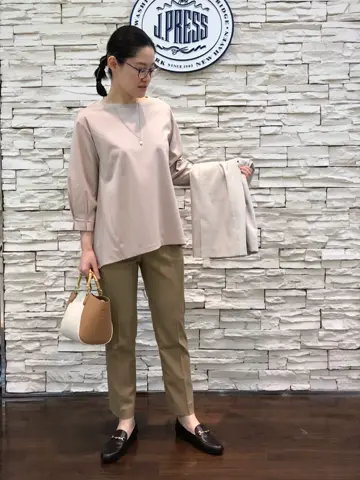 J.PRESS LADIES 佐藤 コーディネート画像