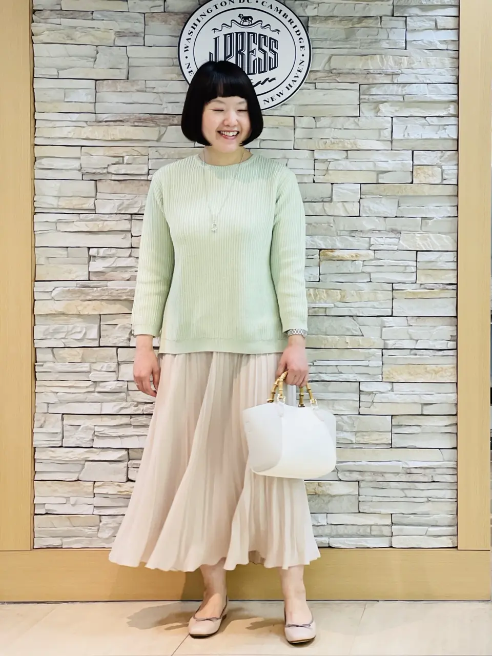 J.PRESS LADIES 内田 コーディネート画像