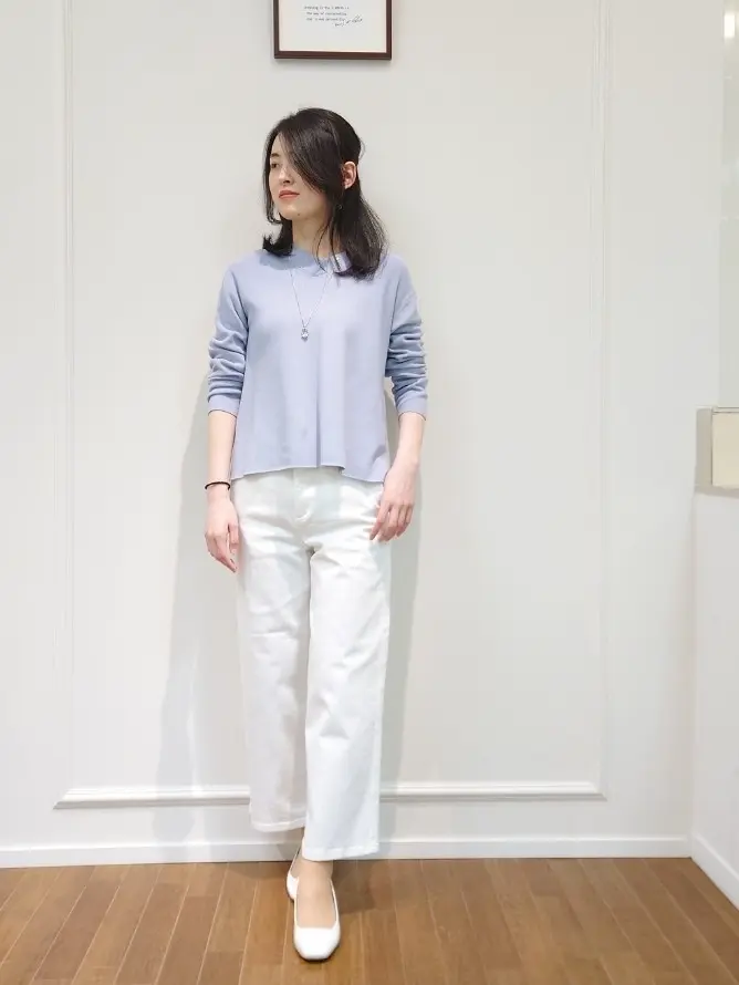  最上 コーディネート画像