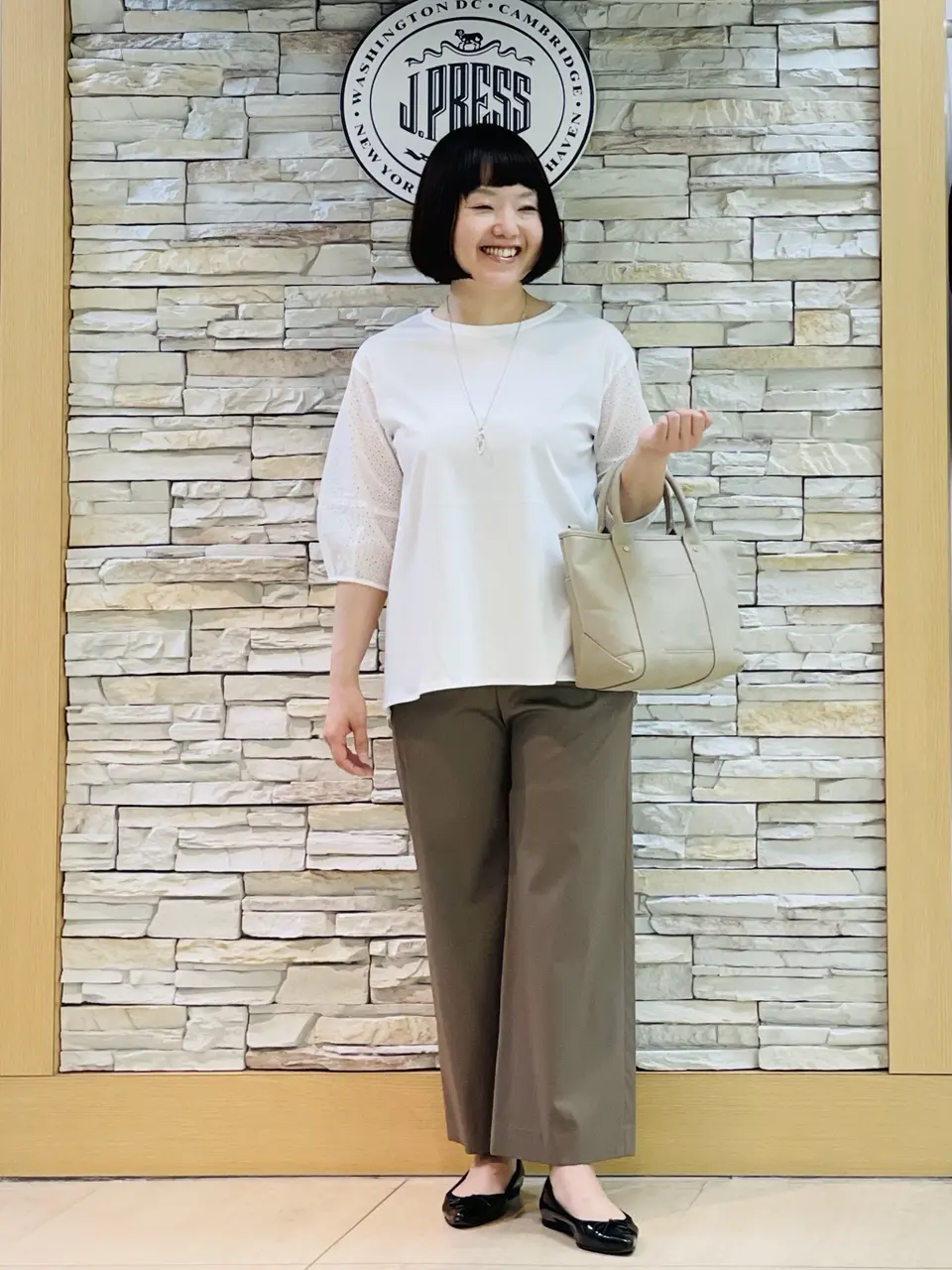 J.PRESS LADIES 内田 コーディネート画像