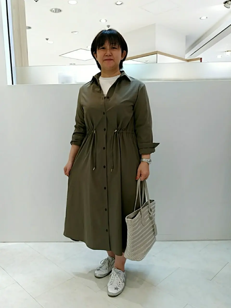  影 コーディネート画像