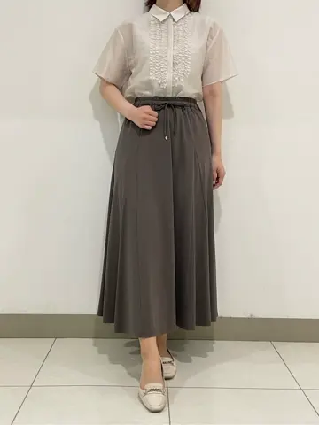 J.PRESS LADIES スタッフ コーディネート画像