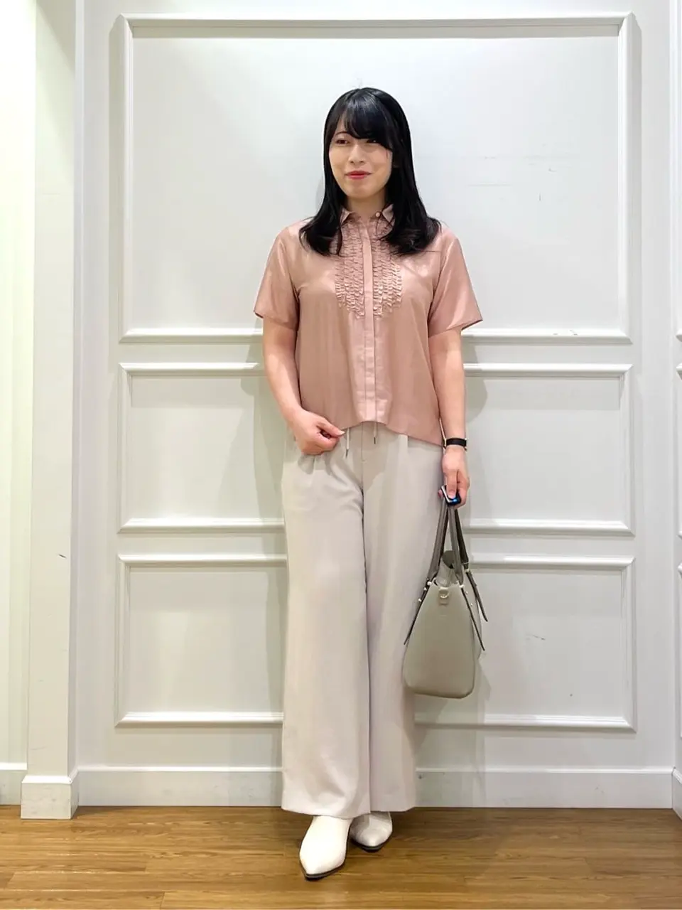  スタッフ コーディネート画像