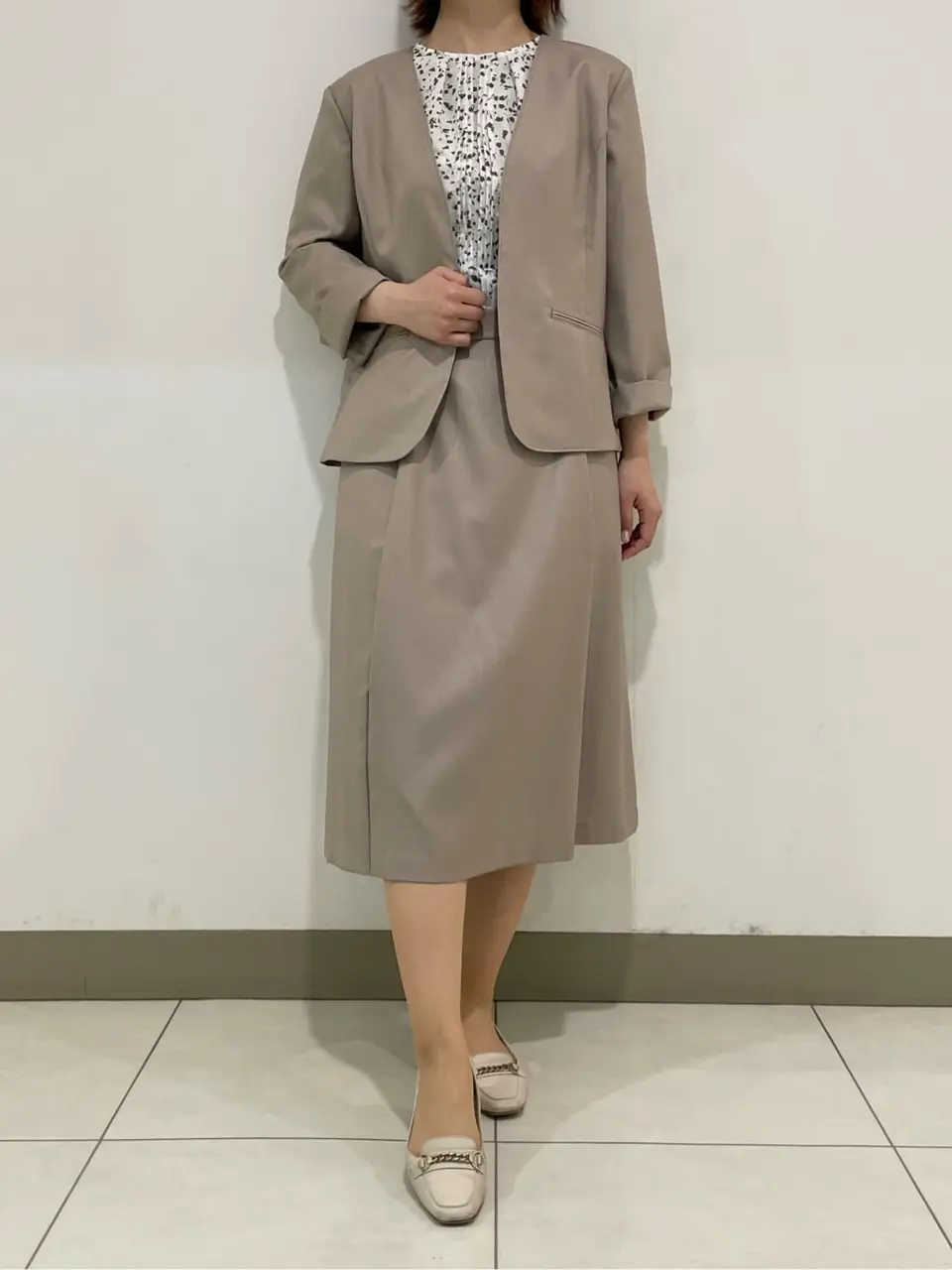 J.PRESS LADIES スタッフ コーディネート画像