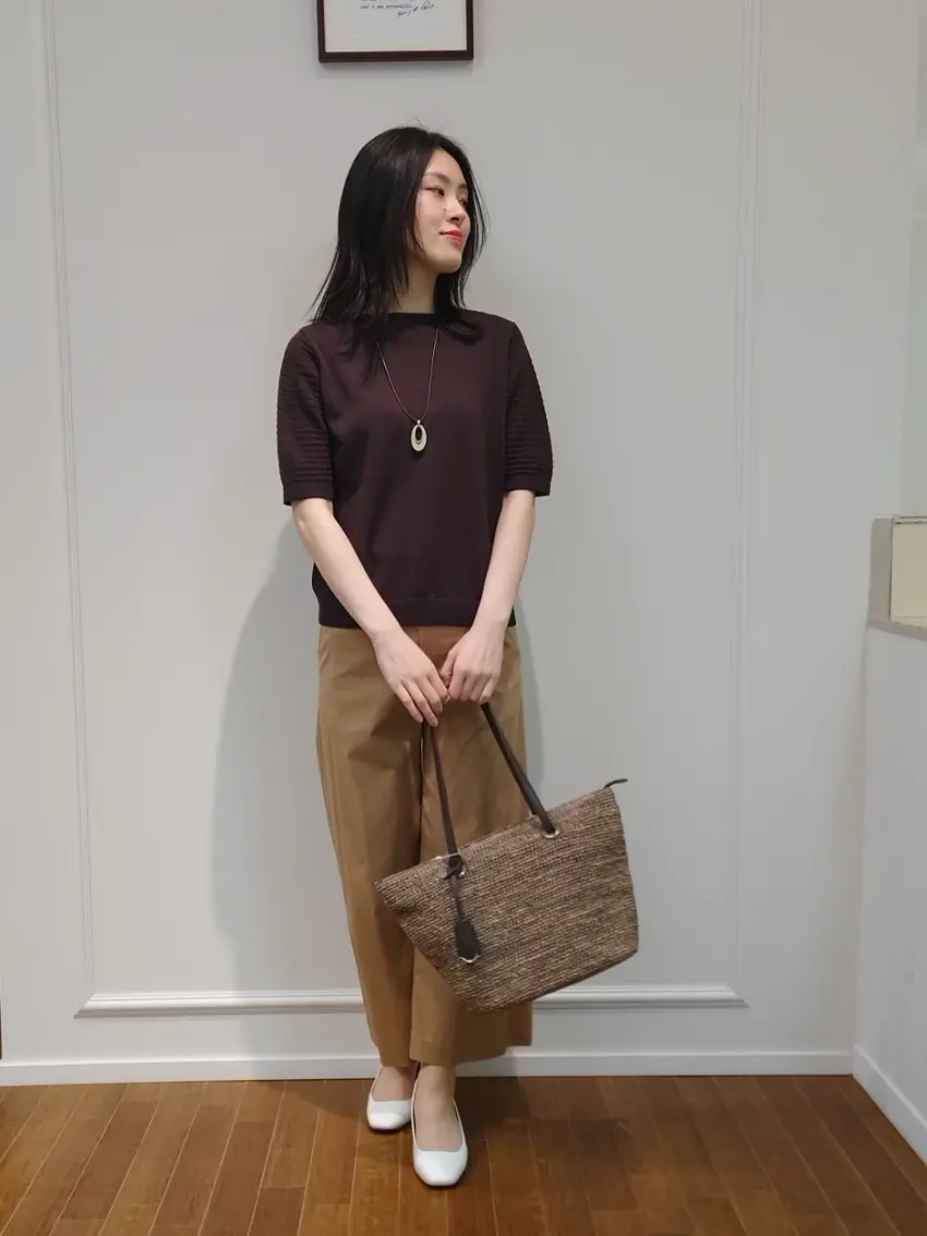  最上 コーディネート画像