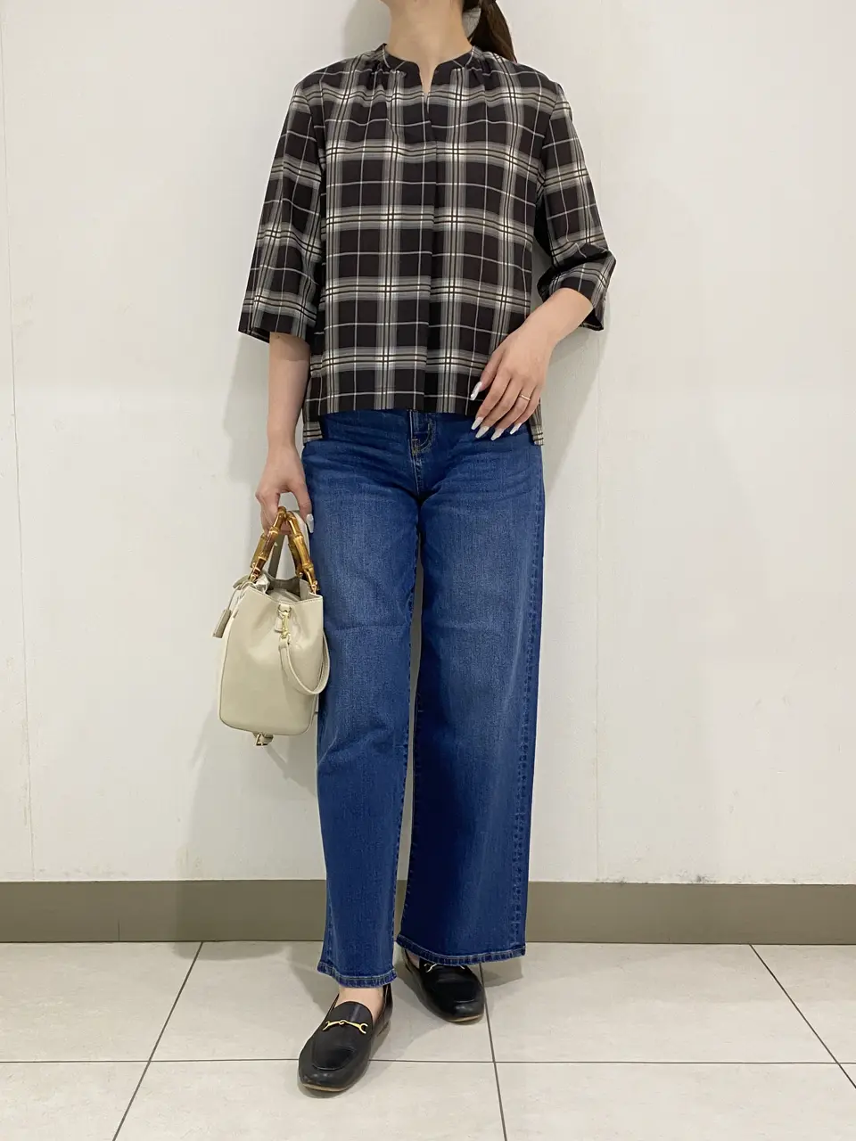 J.PRESS LADIES スタッフ コーディネート画像