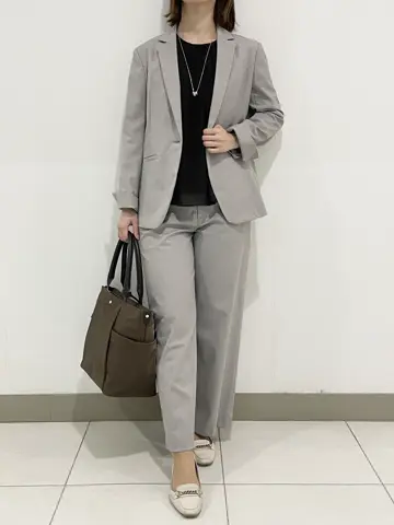 J.PRESS LADIES スタッフ コーディネート画像