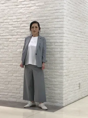 J.PRESS LADIES スタッフ コーディネート画像