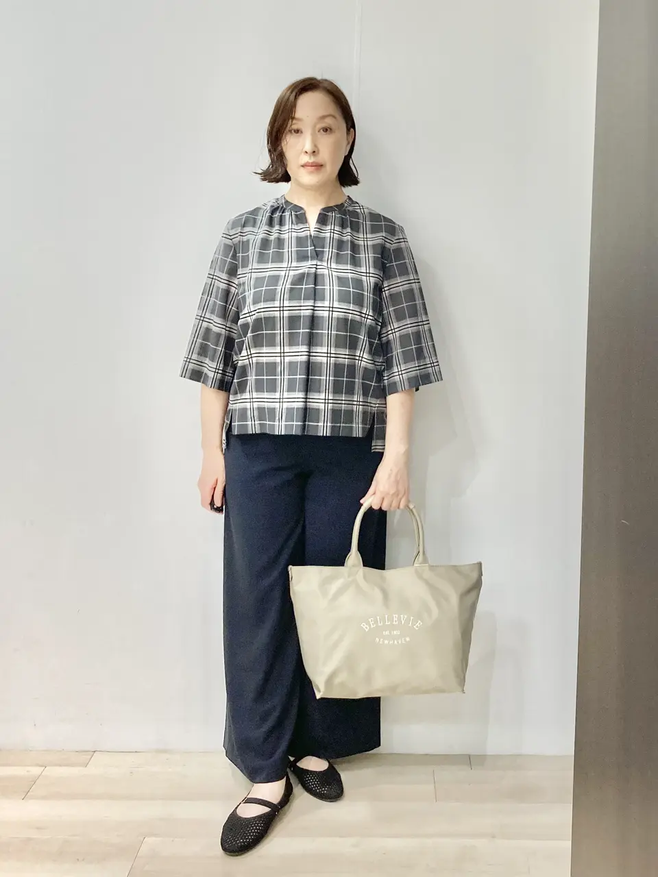 J.PRESS LADIES スタッフ コーディネート画像