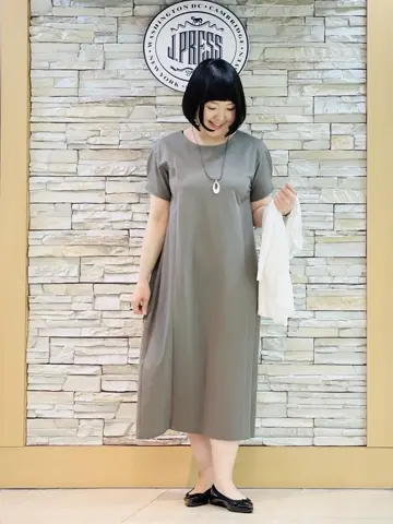 J.PRESS LADIES 内田 コーディネート画像