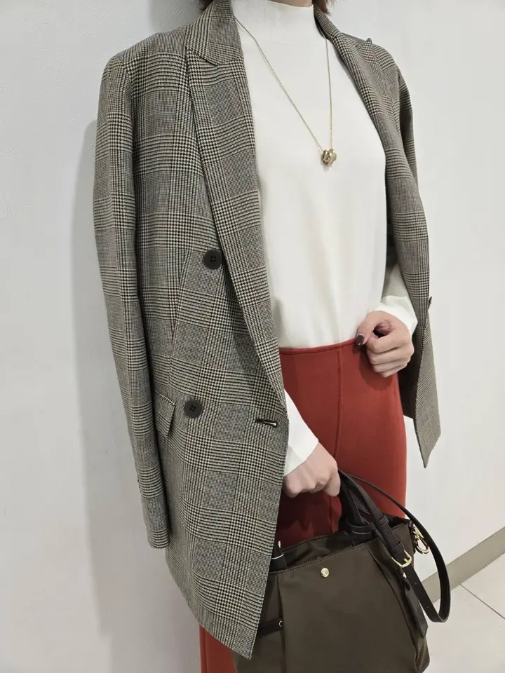 J.PRESS LADIES スタッフ コーディネート画像