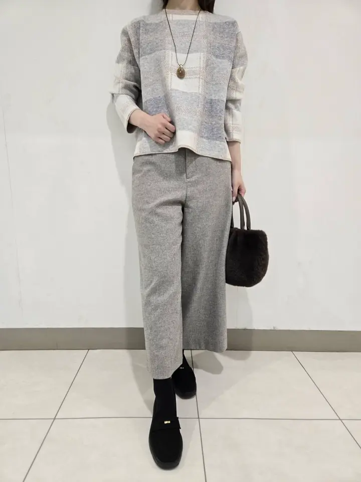 J.PRESS LADIES スタッフ コーディネート画像