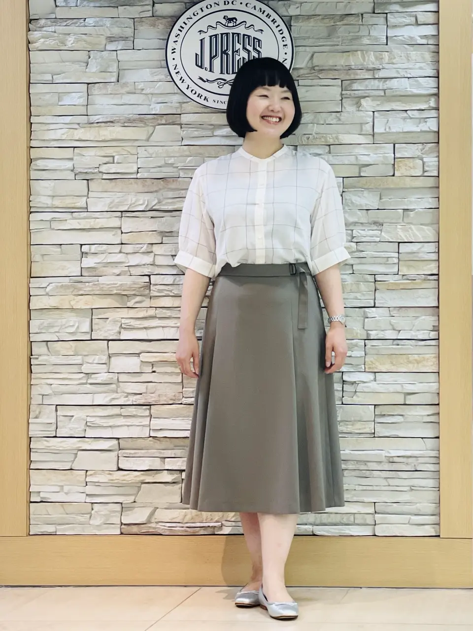 J.PRESS LADIES 内田 コーディネート画像