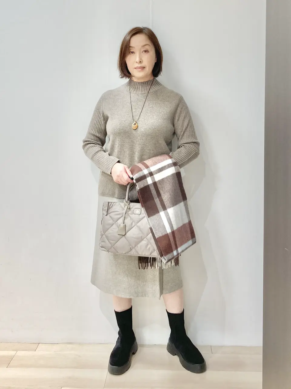 J.PRESS LADIES スタッフ コーディネート画像