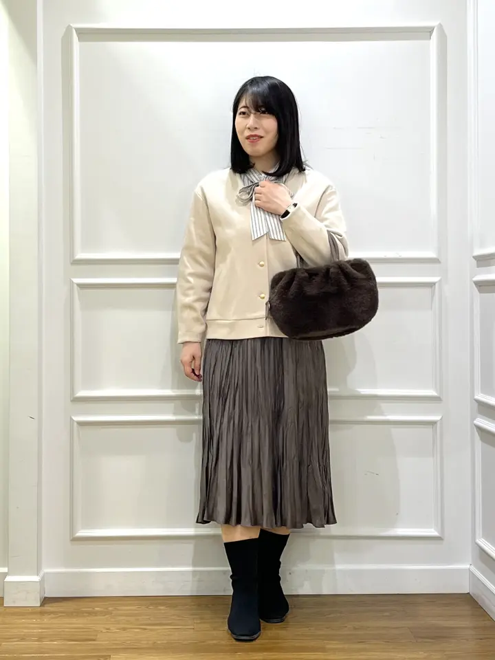 J.PRESS LADIES スタッフ コーディネート画像