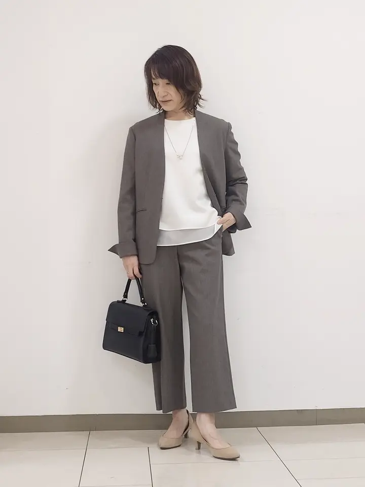 J.PRESS LADIES スタッフ コーディネート画像