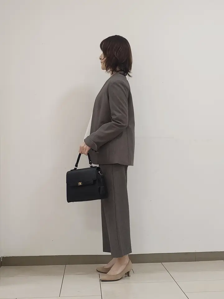 J.PRESS LADIES スタッフ コーディネート画像