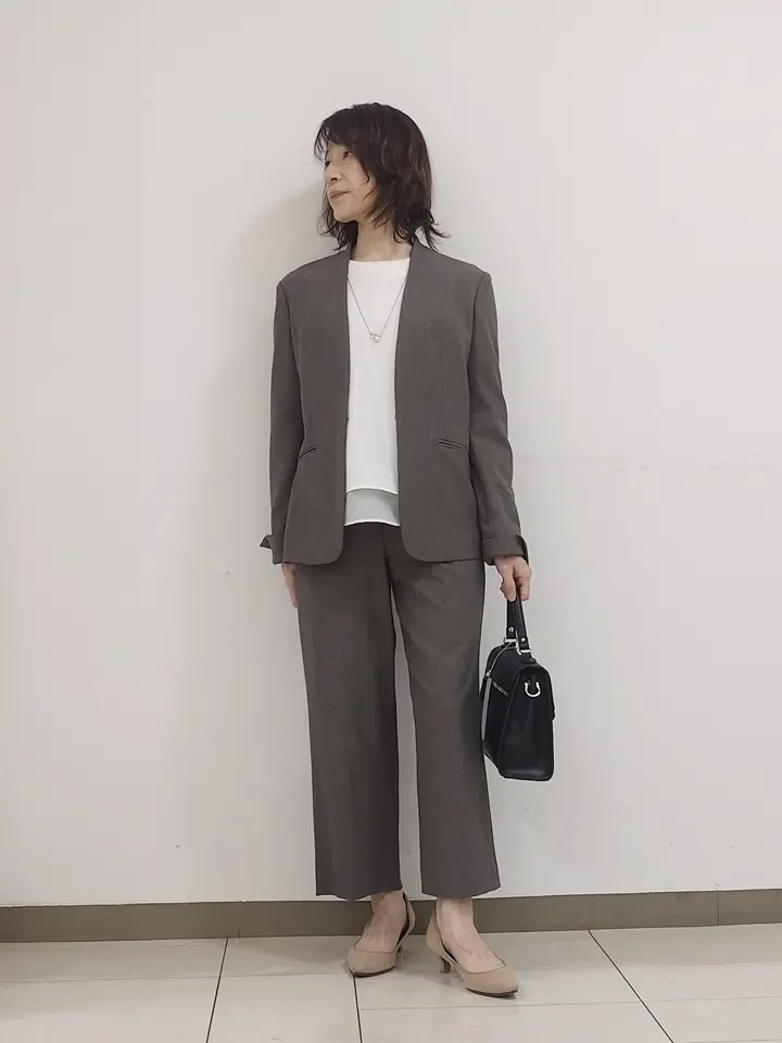 J.PRESS LADIES スタッフ コーディネート画像