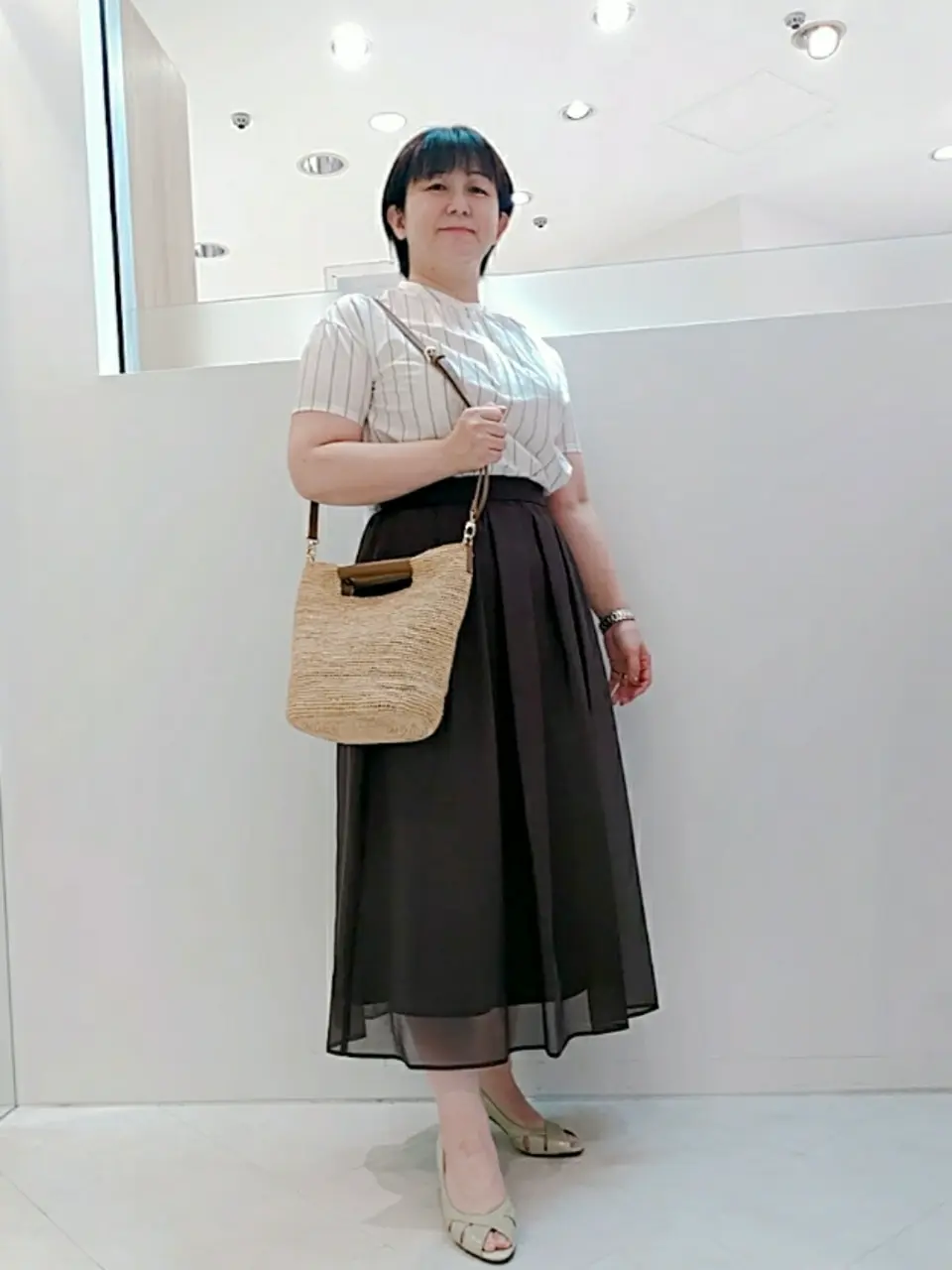  影 コーディネート画像