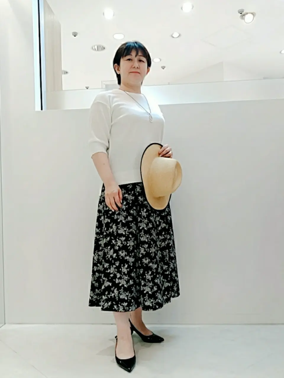  影 コーディネート画像