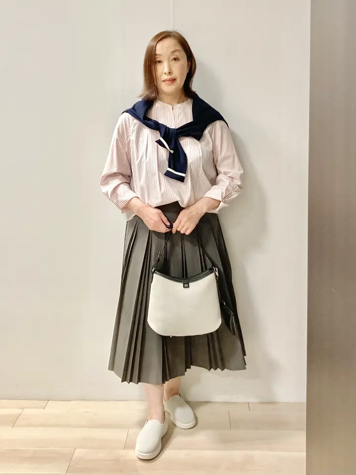 J.PRESS LADIES スタッフ コーディネート画像