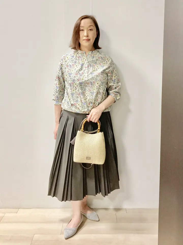 J.PRESS LADIES スタッフ コーディネート画像