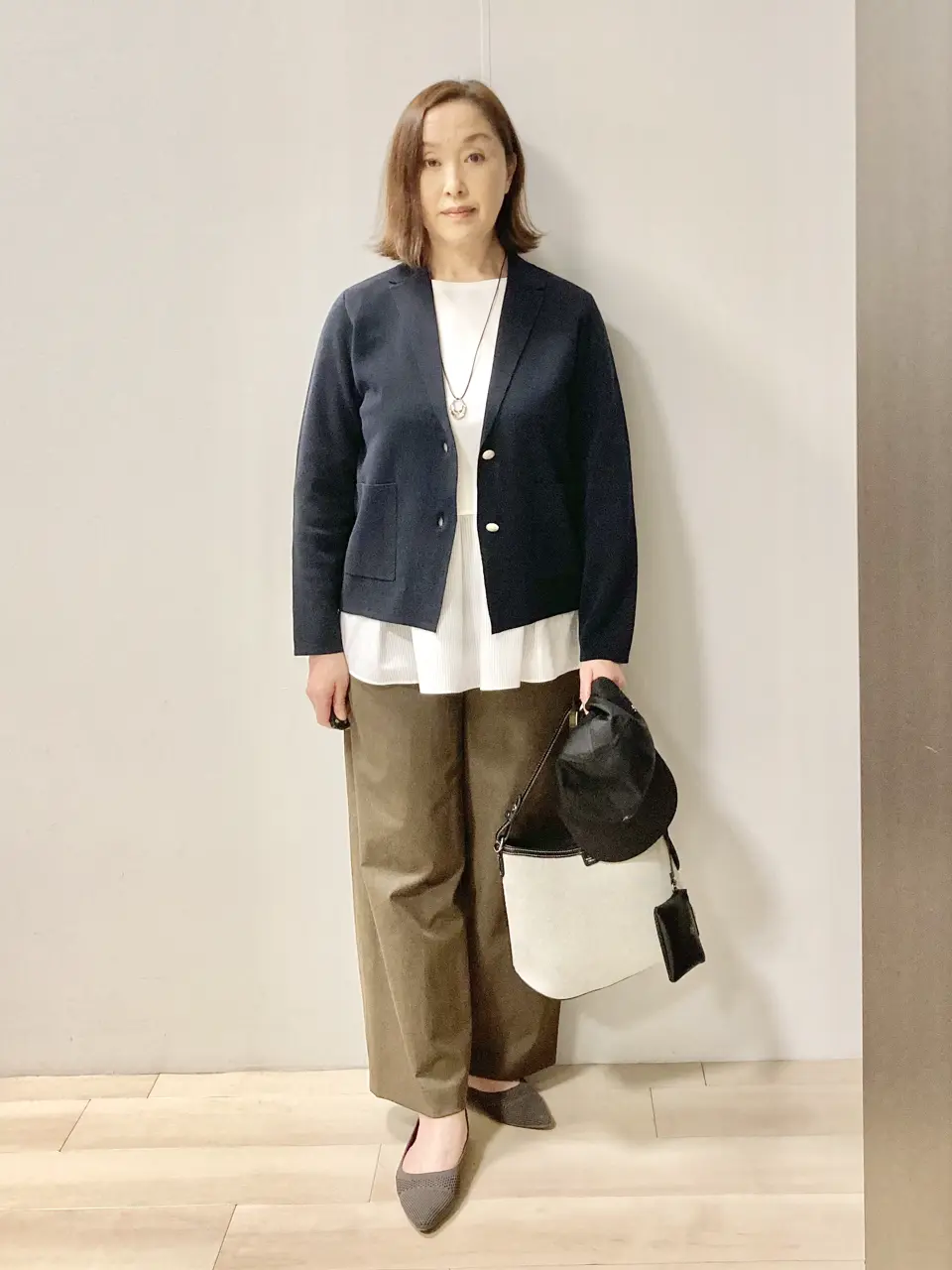 J.PRESS LADIES スタッフ コーディネート画像